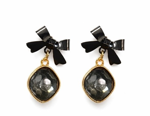 Black bow earrings